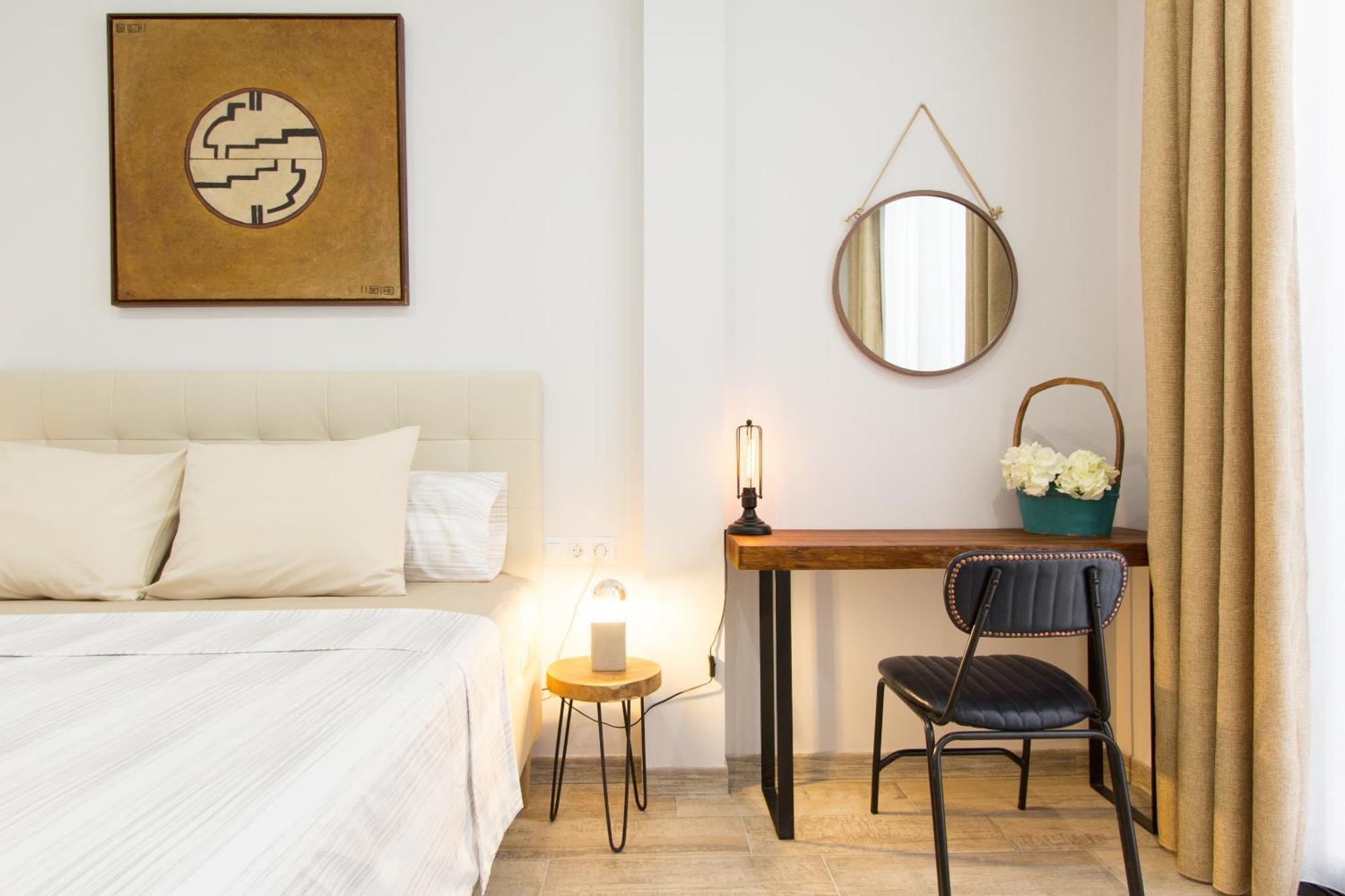 Novus Homes Sants * Barcellona
